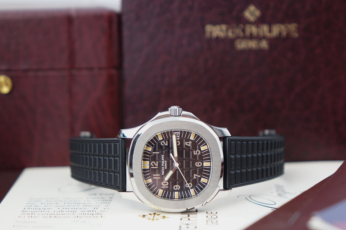 Patek Philippe Aquanaut 5066A creamy patina