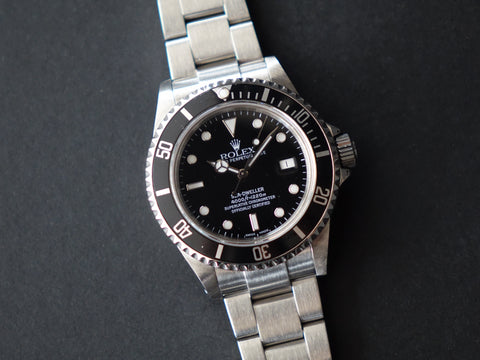 Rolex Sea dweller 16600 box and papers