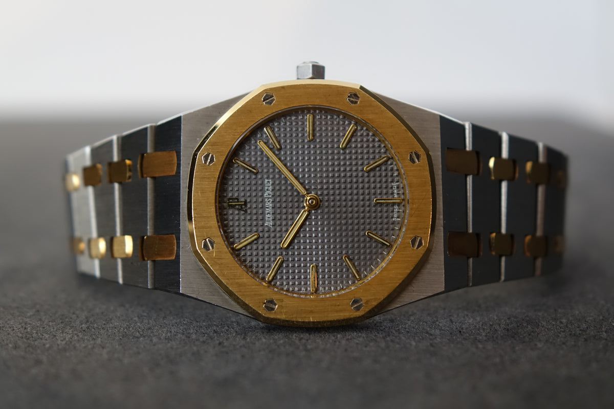 Unpolished Audemars Piguet Royal Oak 56303SA grey dial