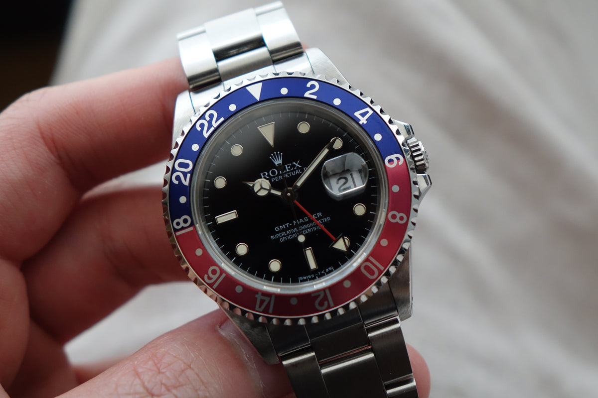 Fuchsia Rolex GMT Master 16700 tritium