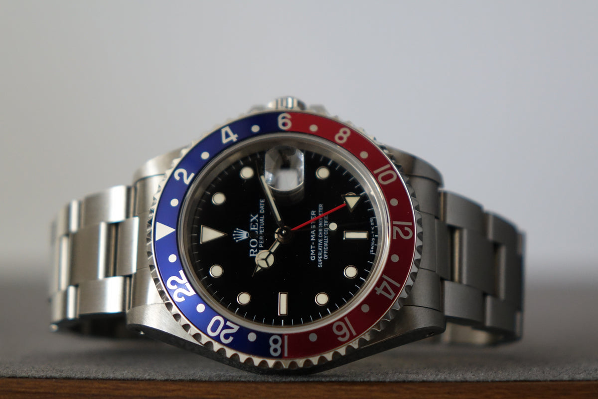 Unpolished Rolex GMT Master 16700 Pepsi full set