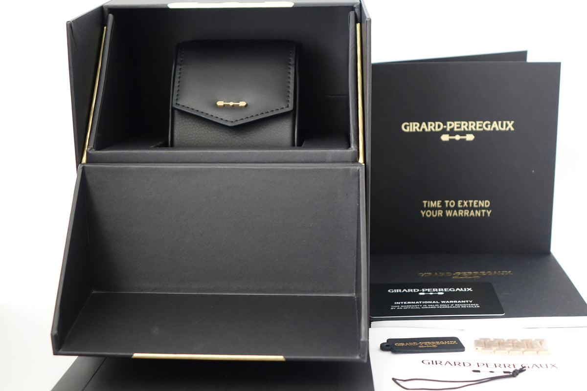 Limited edition Girard Perregaux Laureato Chronograph 42mm 81020-52-3257-1GM