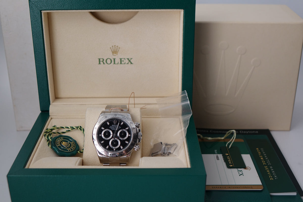 2015 Rolex Daytona Cosmograph 116520 black dial blue lume full set