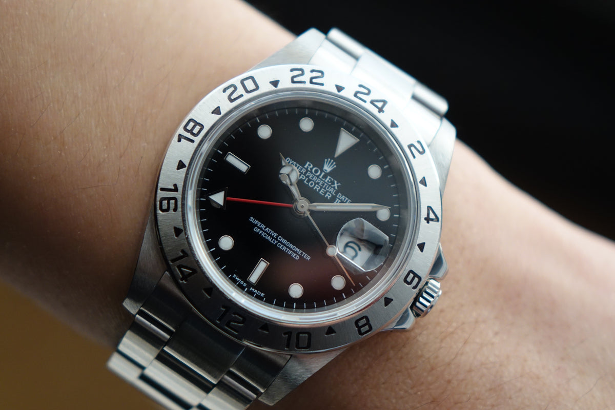 Rolex Explorer 2 16570 black dial no pinhole