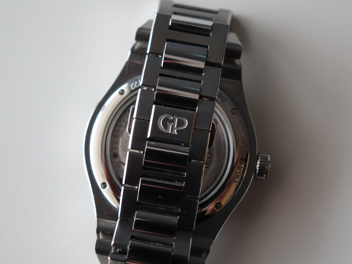 Girard Perregaux Laureato silver 81010