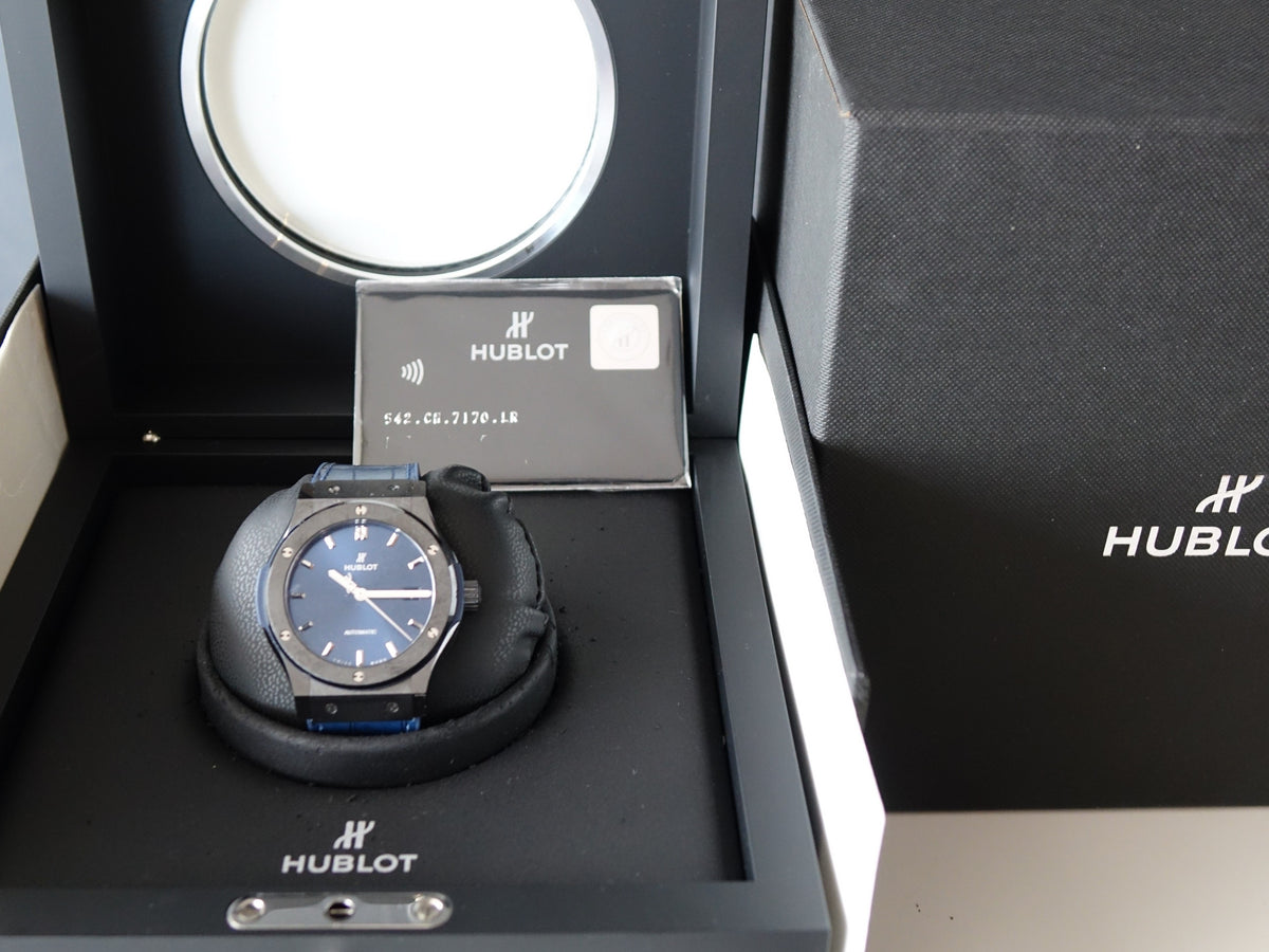 Hublot Classic Fusion Black Magic 42mm 542.CM.1171.RX ceramic