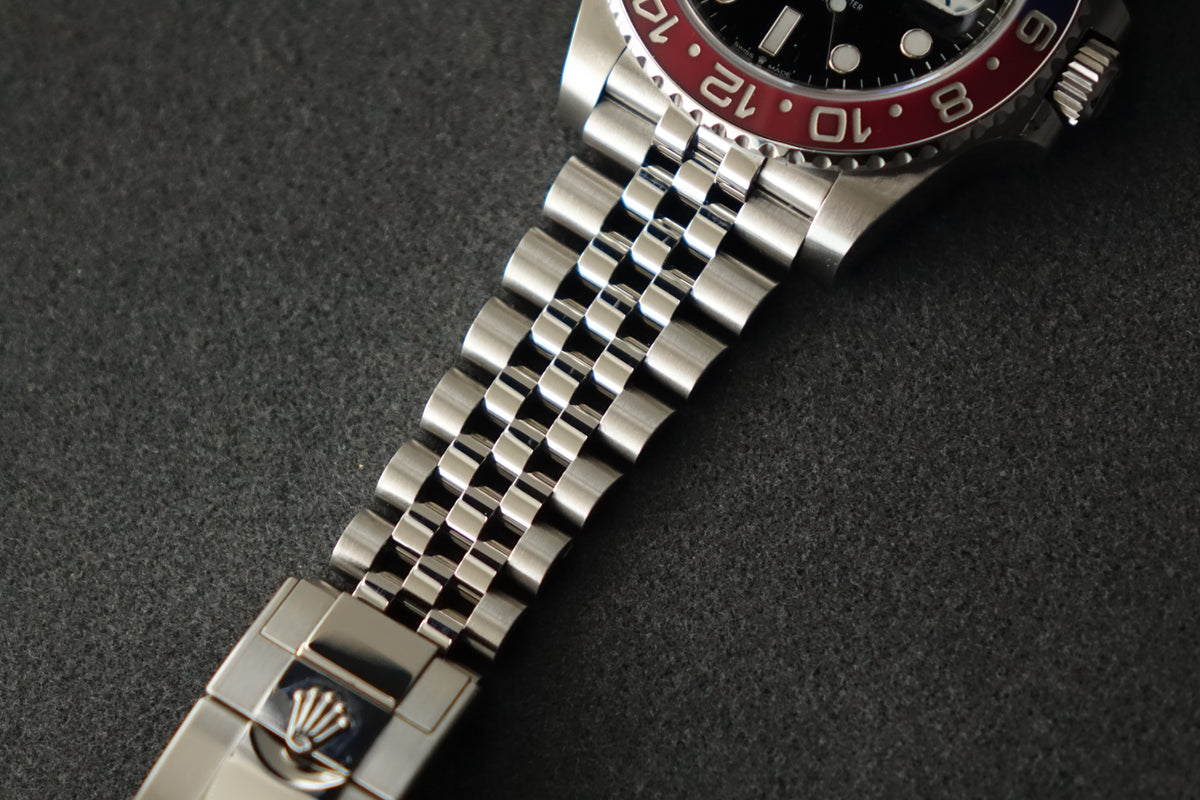 Rolex GMT Master 2 Pepsi 126710BLRO jubilee