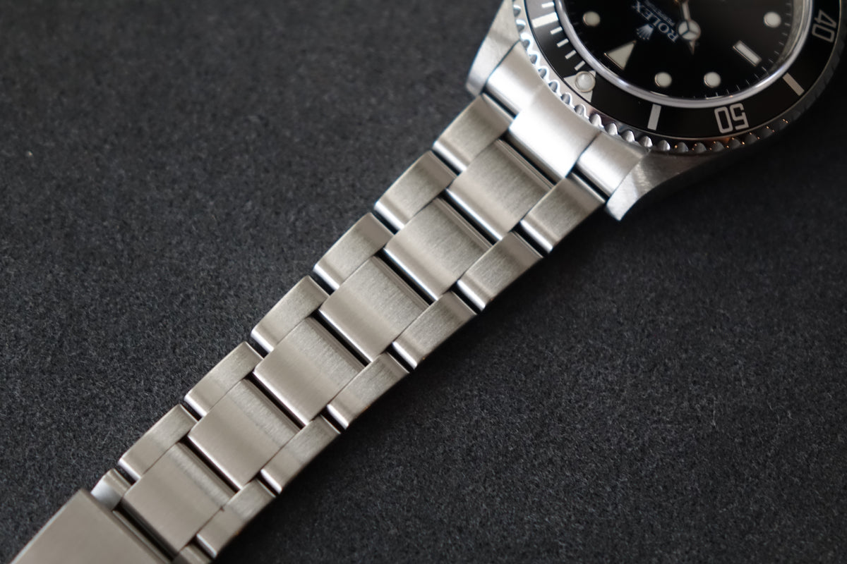 Rolex Submariner Date 16610 Chapter ring rehaut