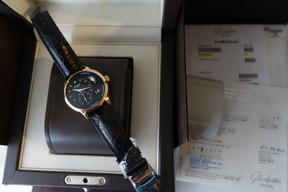 Glashütte Original PanoMaticLunar 18k Rose gold black dial 19002493530