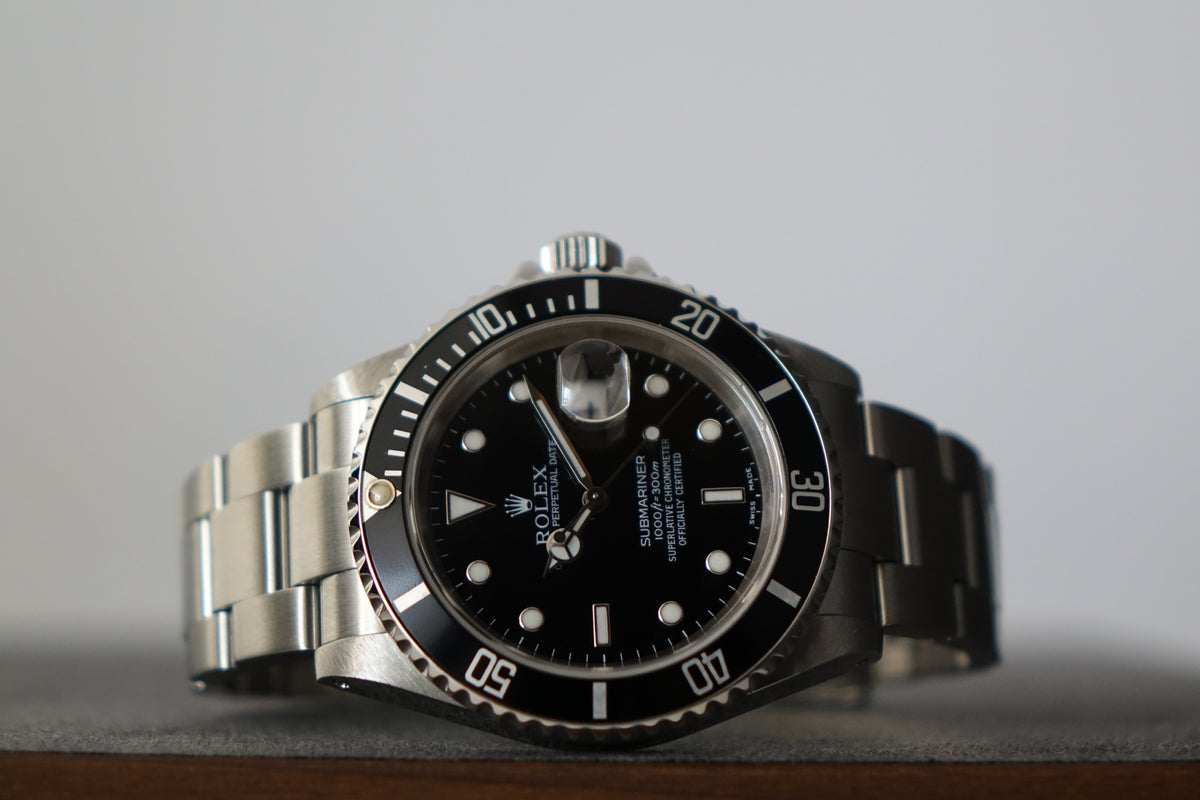 Rolex Submariner date 16610 full set