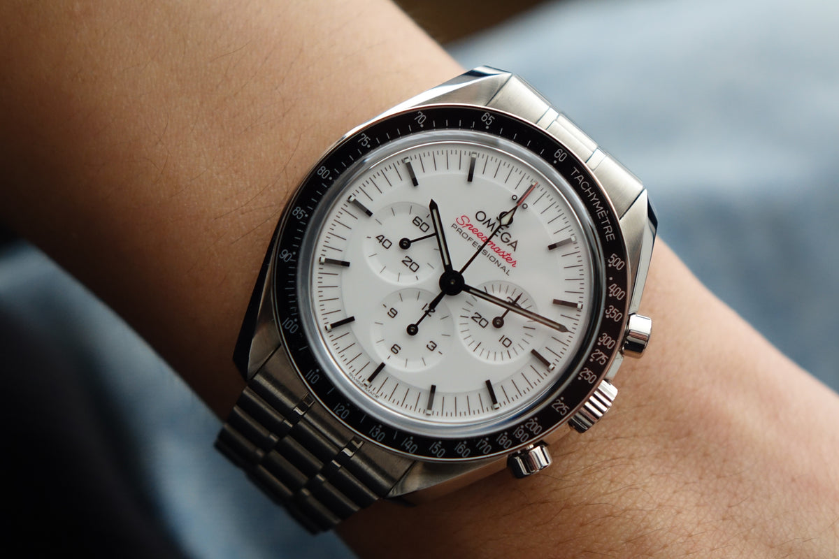 Omega Speedmaster White dial 310.30.42.50.04.001 full set