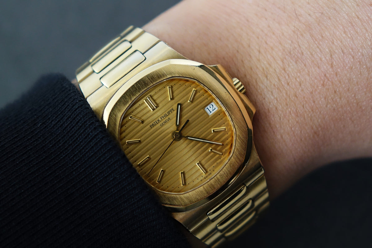 Patek Philippe Nautilus 3800/1JA mid sized champagne dial