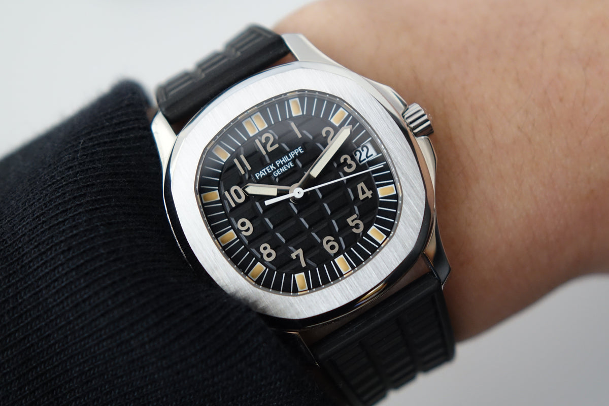 Patek Philippe Aquanaut 5066/1A-001 tritium patina