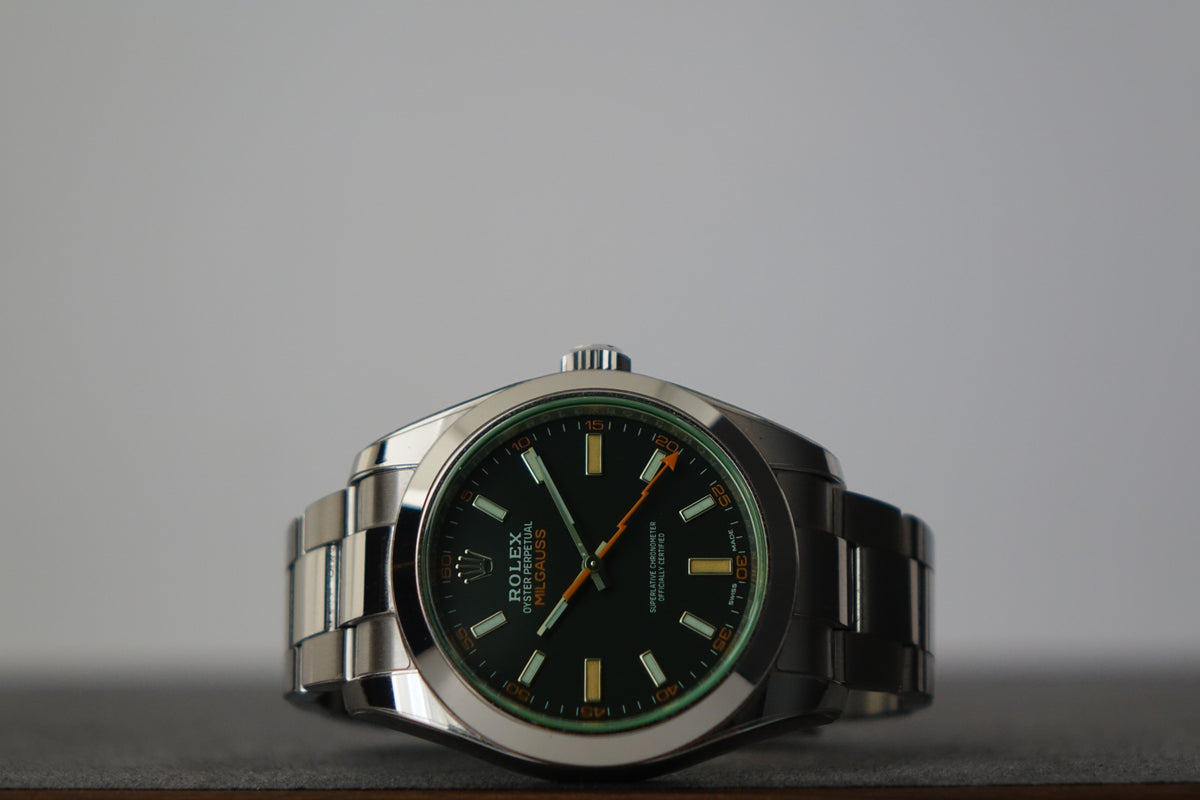 Rolex Milgauss black dial 116400GV full set