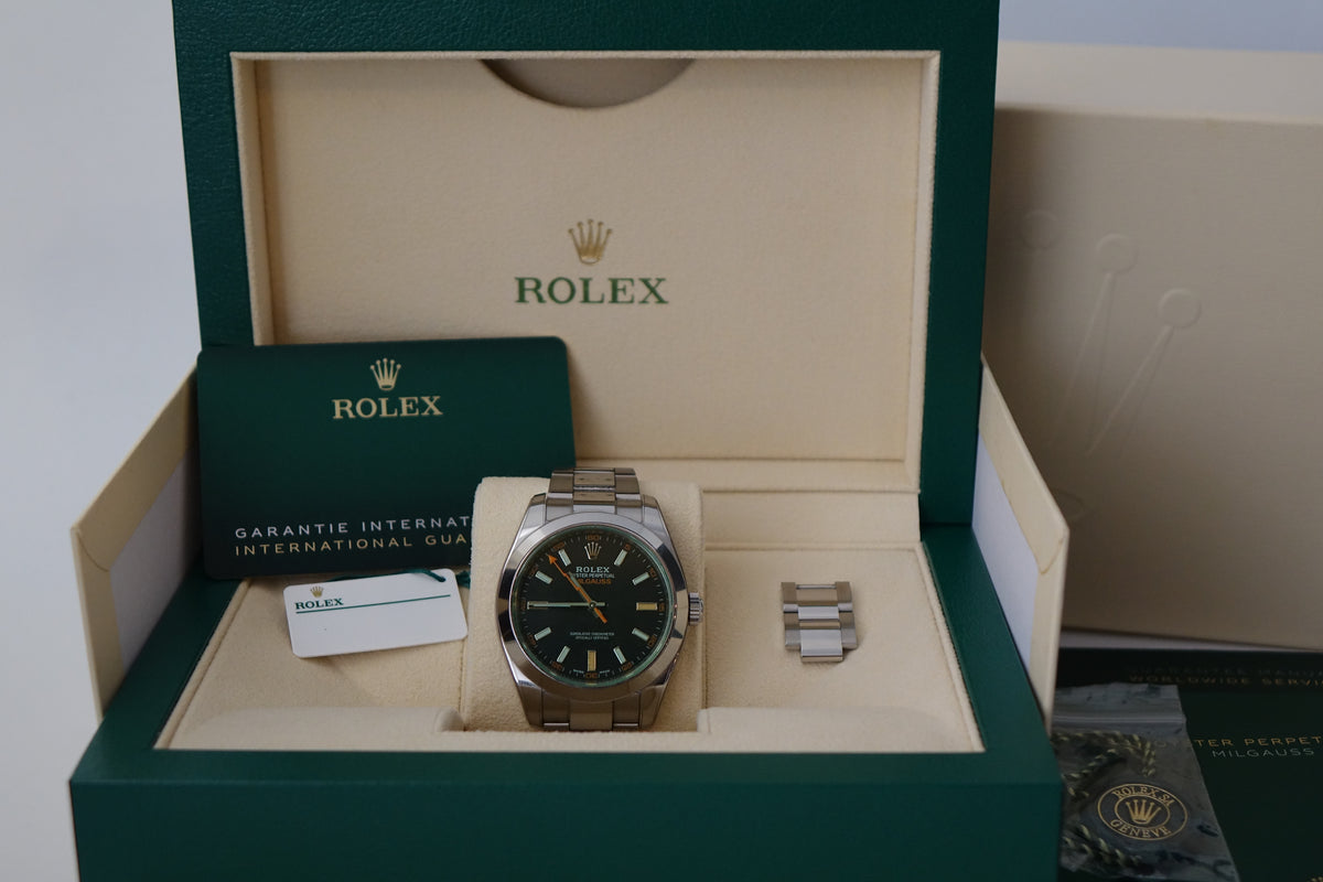 Rolex Milgauss black dial 116400GV full set