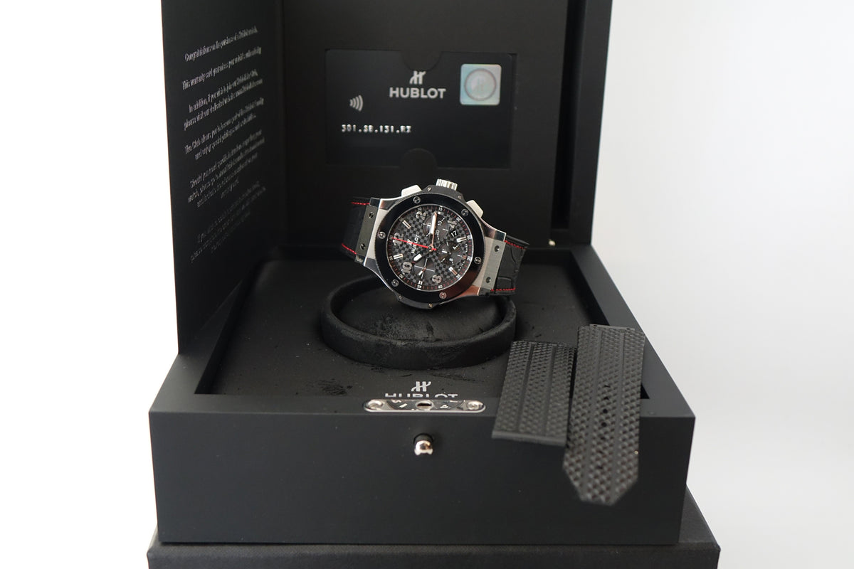 Hublot Big Bang Chronograph Black Magic Carbon 301.SB.131.RX full set