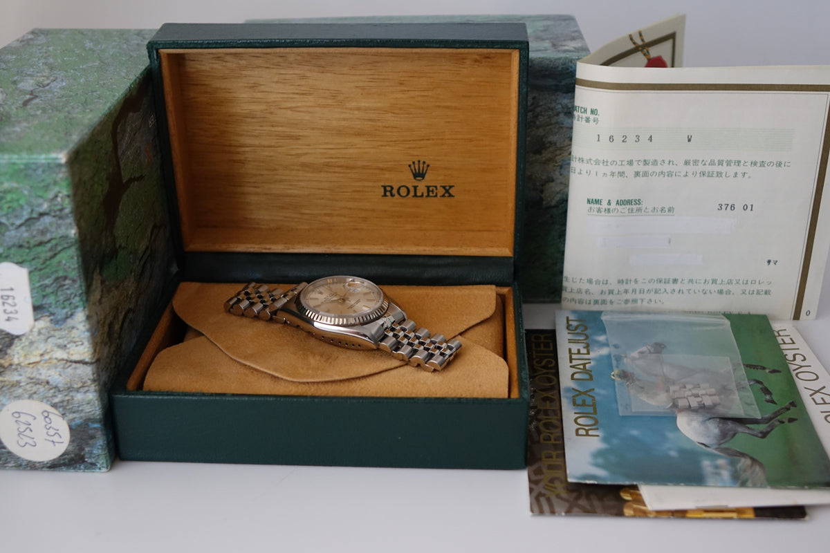 Rolex Datejust 36 16234 silver baton dial