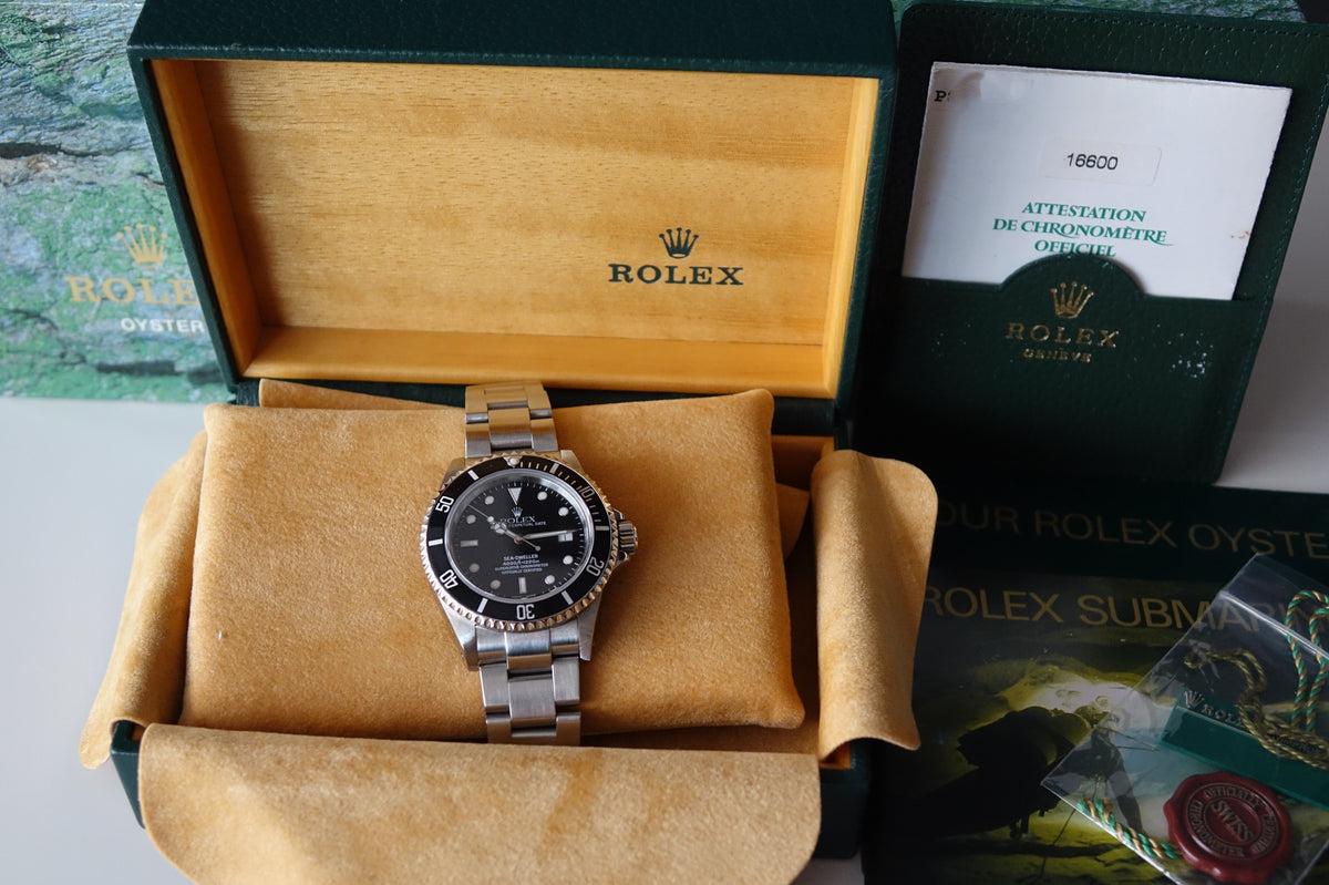 Rolex Sea dweller 16600 40mm complete set