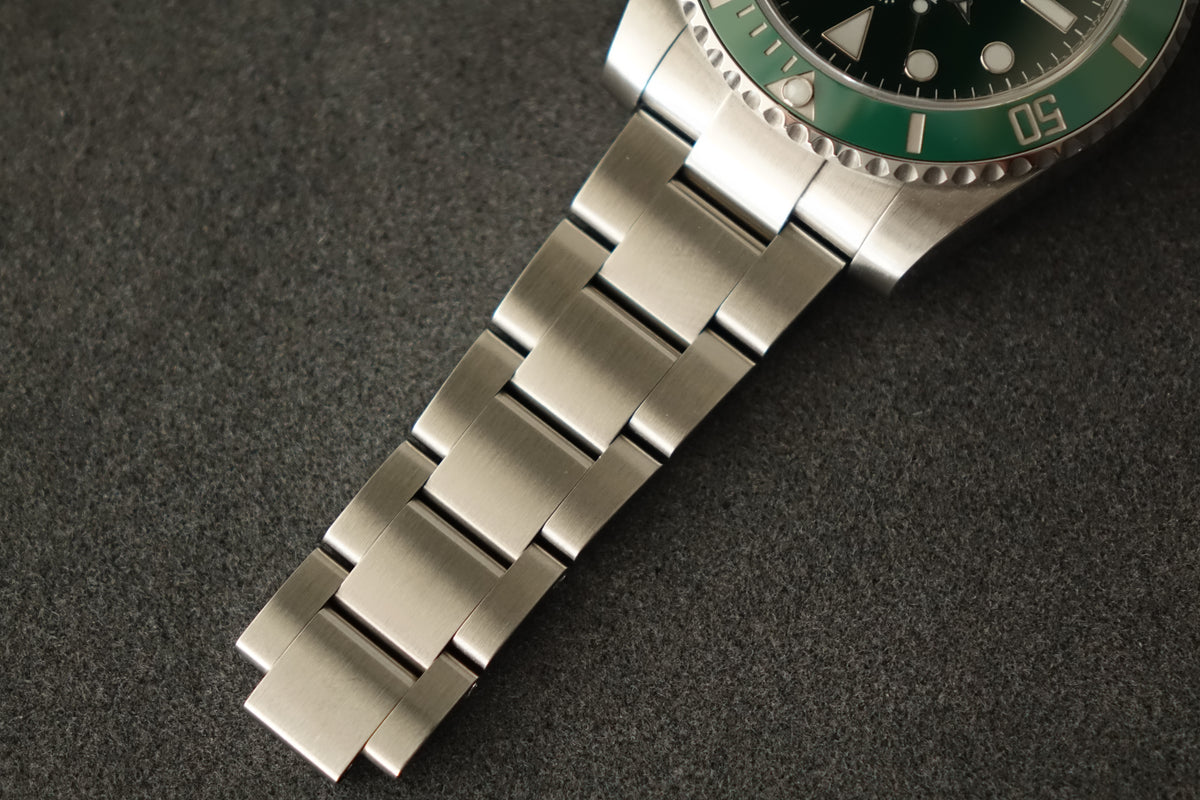 Rolex Submariner Date Hulk 116610LV 2019