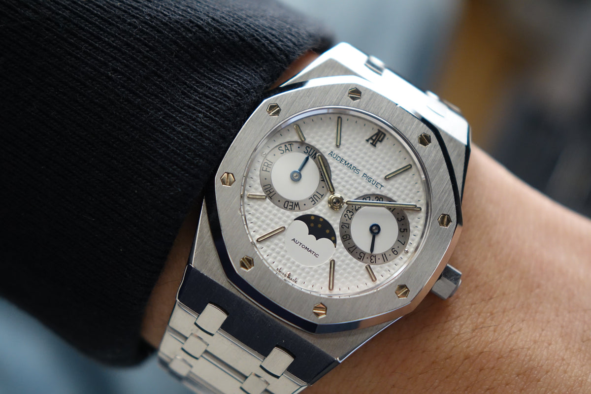 Audemars Piguet Royal Oak Moonphase Owl  25594ST.OO.0789ST.01 mark 1 white dial