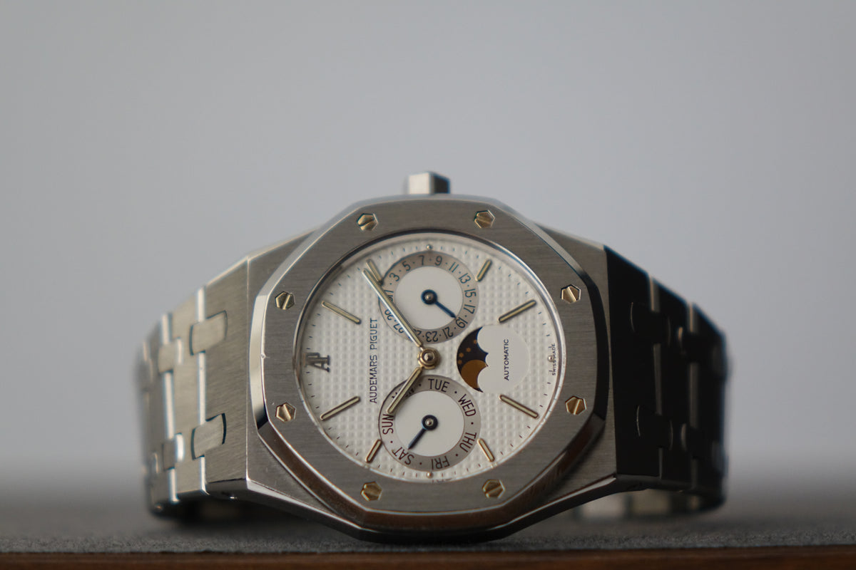 Audemars Piguet Royal Oak Moonphase Owl  25594ST.OO.0789ST.01 mark 1 white dial