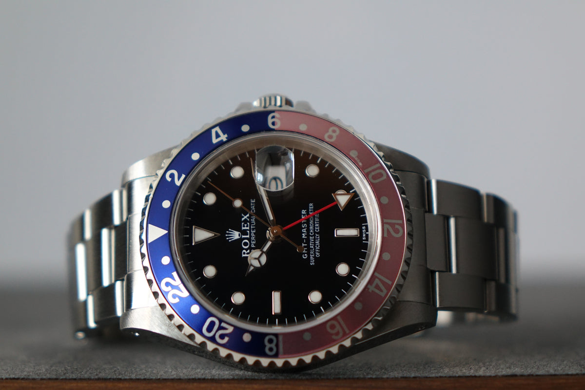 Rolex GMT Master 16700 pepsi swiss only dial full set faded bezel