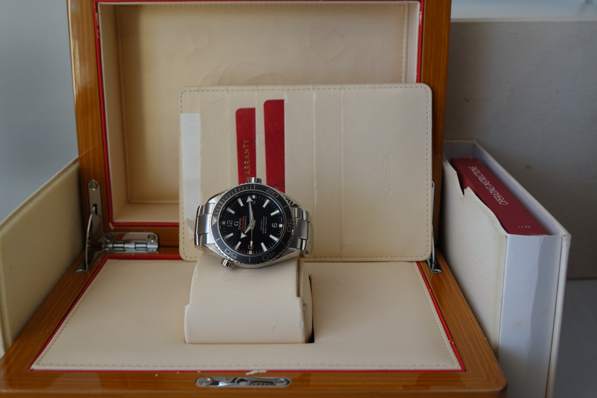 Omega Seamaster Planet Ocean 600M 232.30.42.21.01.001