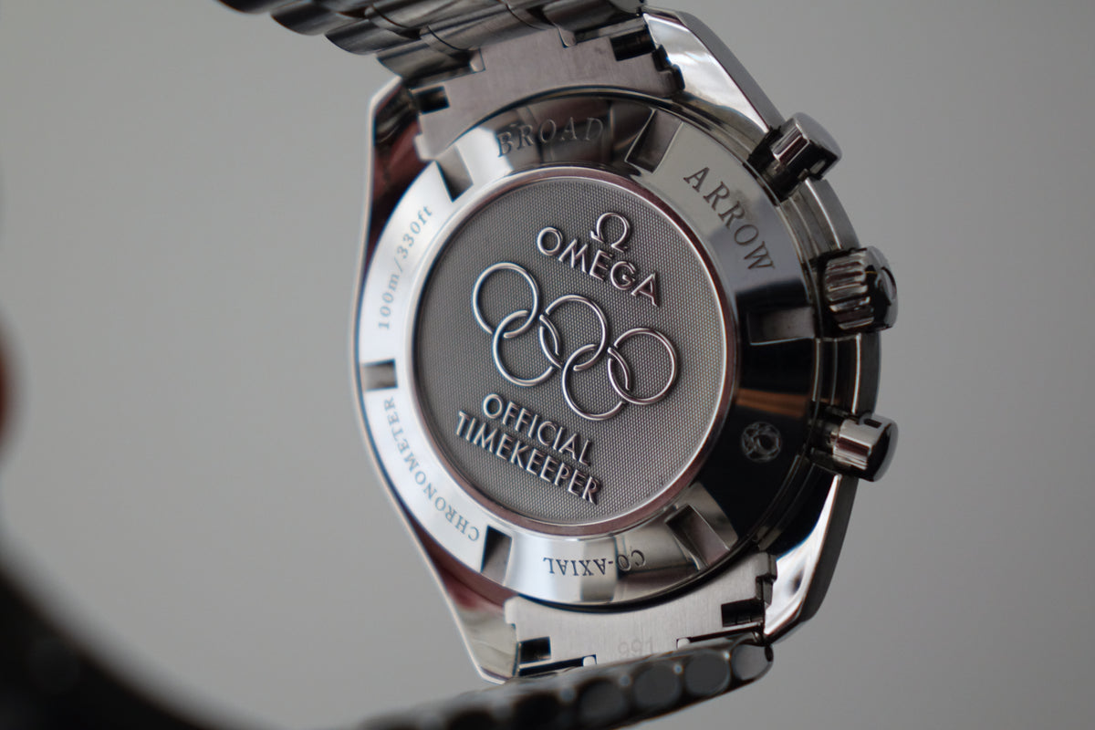 "Omega Speedmaster Olympic Games Specialities 321.30.44.52.01.001 "