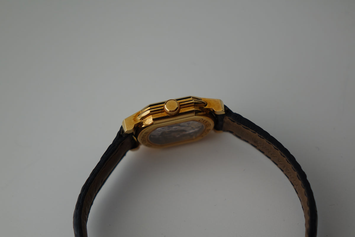 Daniel Roth Ladies 18k gold manual winding