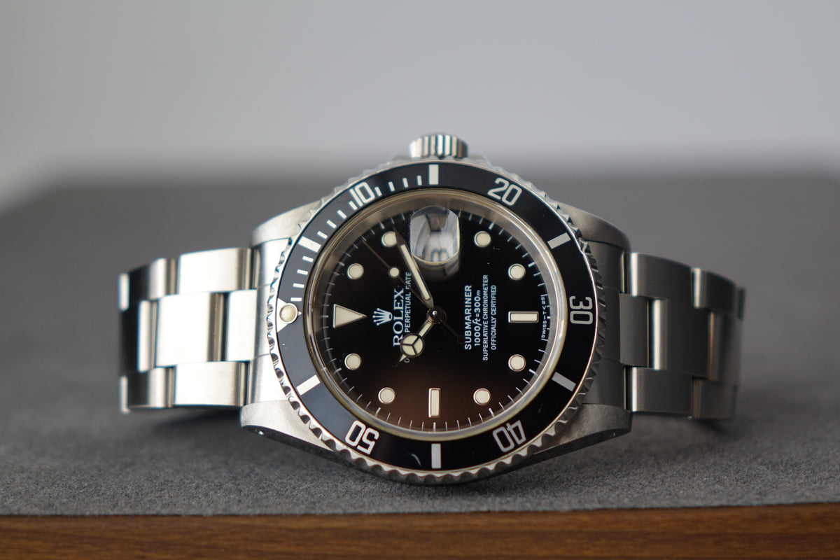 Rolex Submariner Date 16610 Tritium Patina