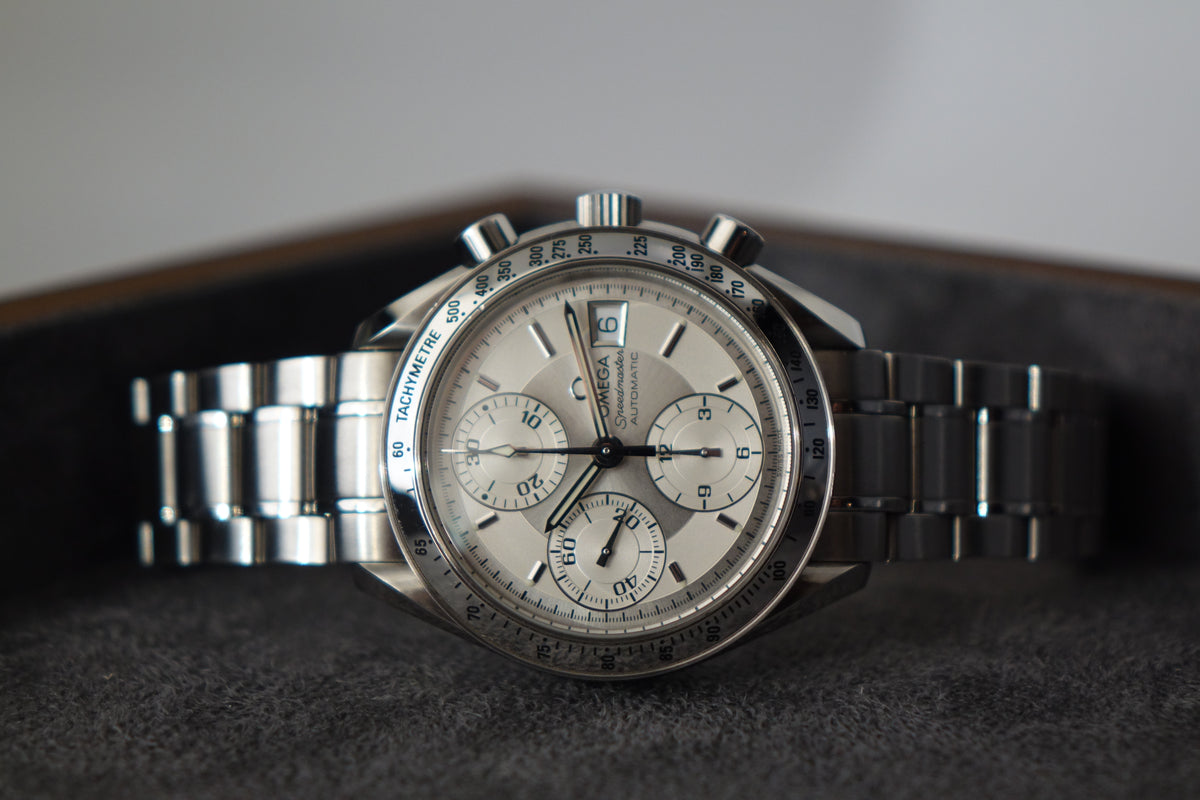 Omega Speedmaster Date 3513.30 silver dial full set